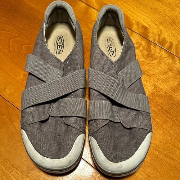 KEEN Elsa III Gore Slip On Women's Slip On size 11 - Picture 2 of 7